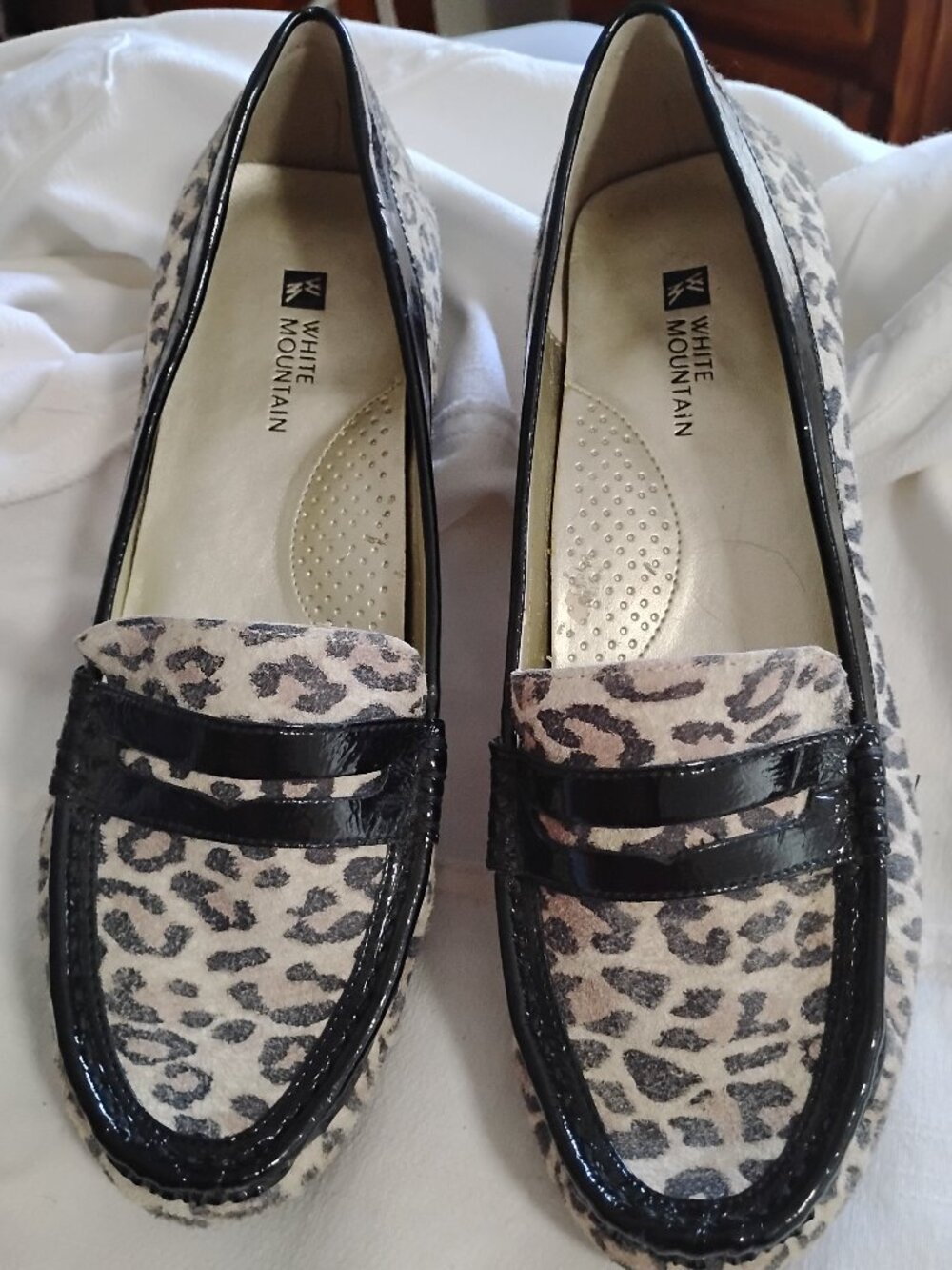 White Mountain Animal Print Suede Leather Flat
